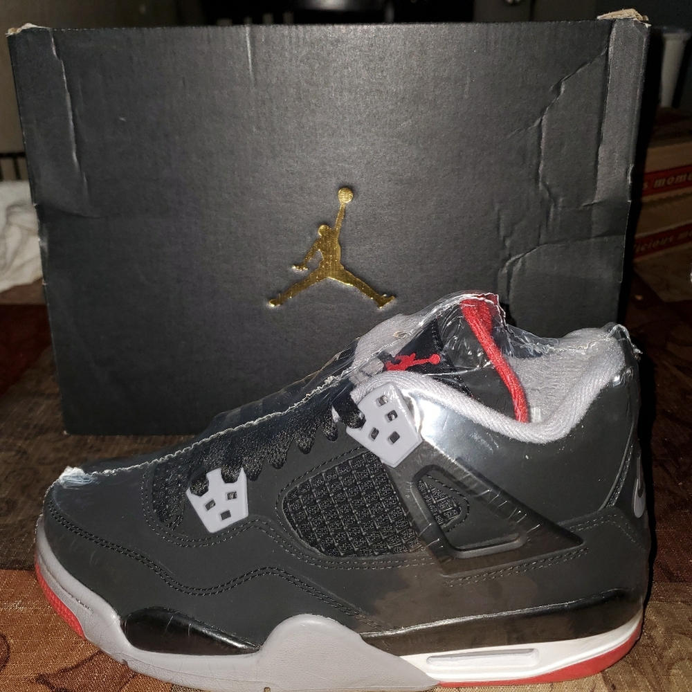 Jordan retro 4s